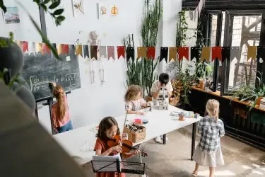 The Ultimate Guide to Creating a Summer Schedule for Kids: Learn How to Keep Your Children Busy and Entertained and Improve Their Learning at The Same Time