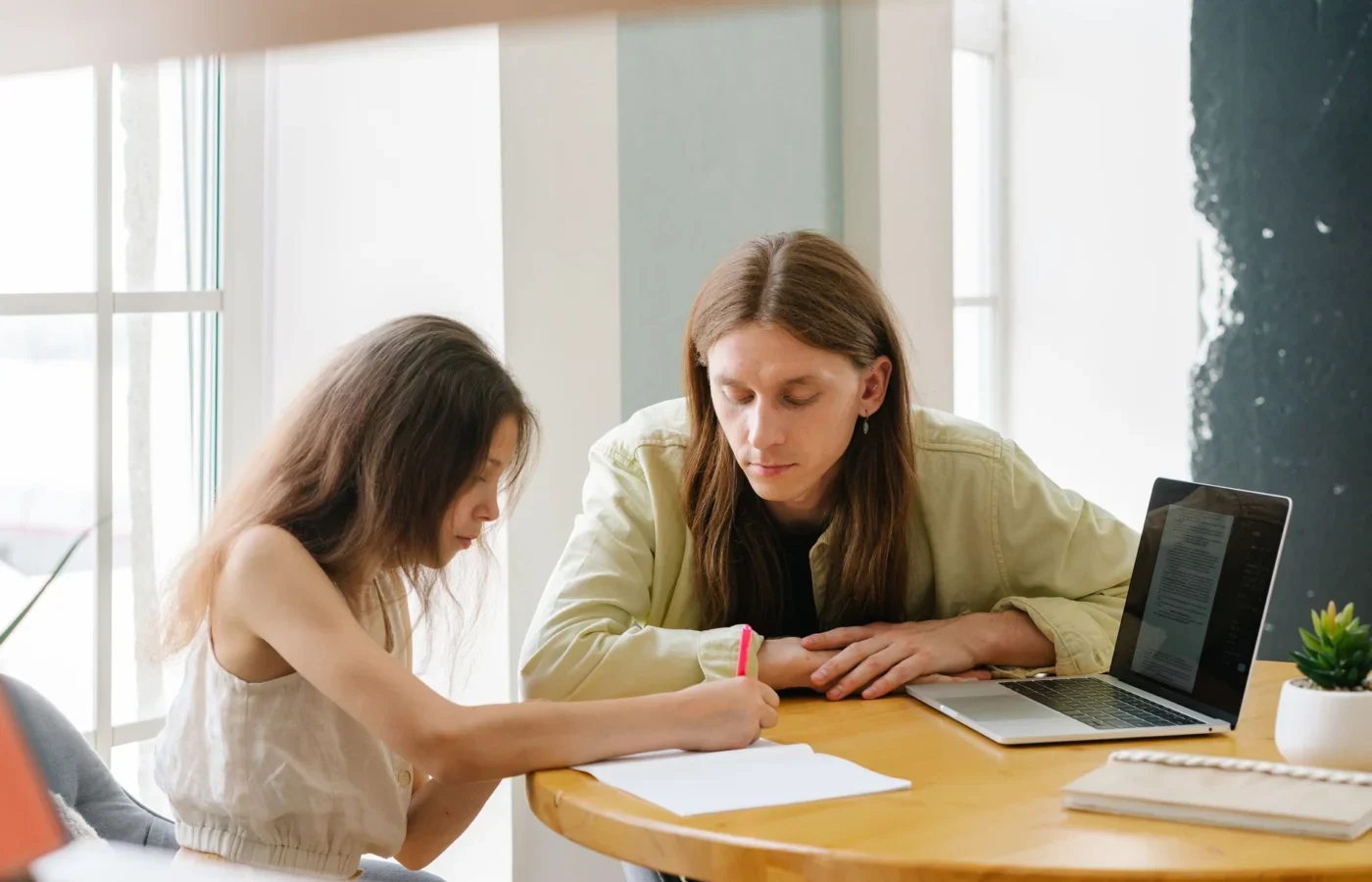How to Compare Homeschool Programs Before You Commit