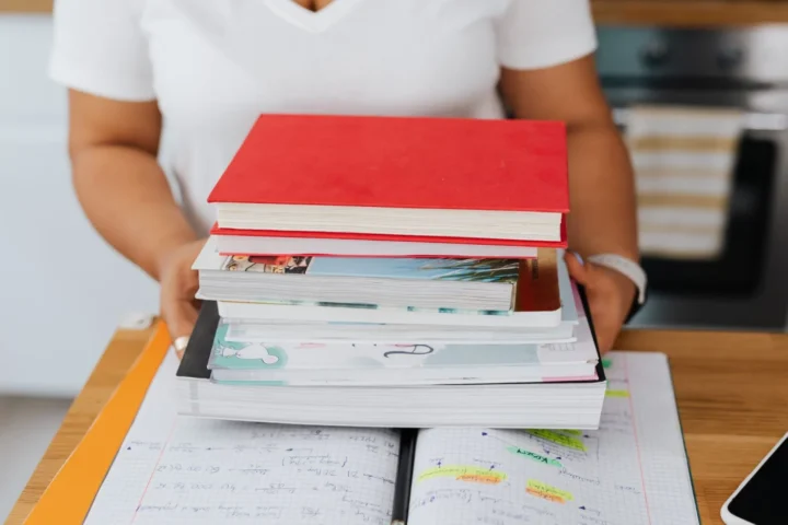 How to Choose a Homeschool Curriculum That Fits Your Child