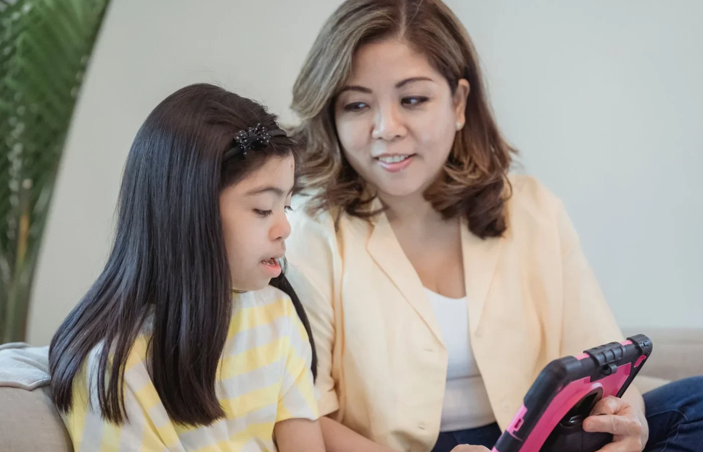 Screen Time Limits by Age: A Practical Family Guide